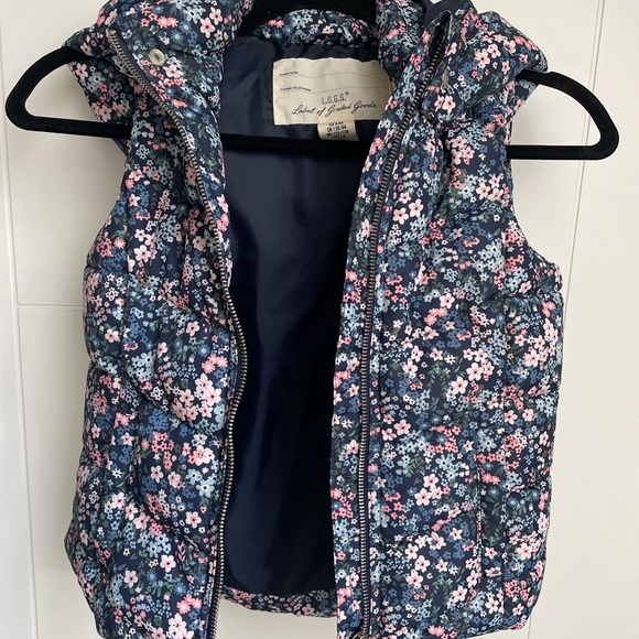 NWOT PUFFER VEST JACKET 7/8 - Picture 2 of 10